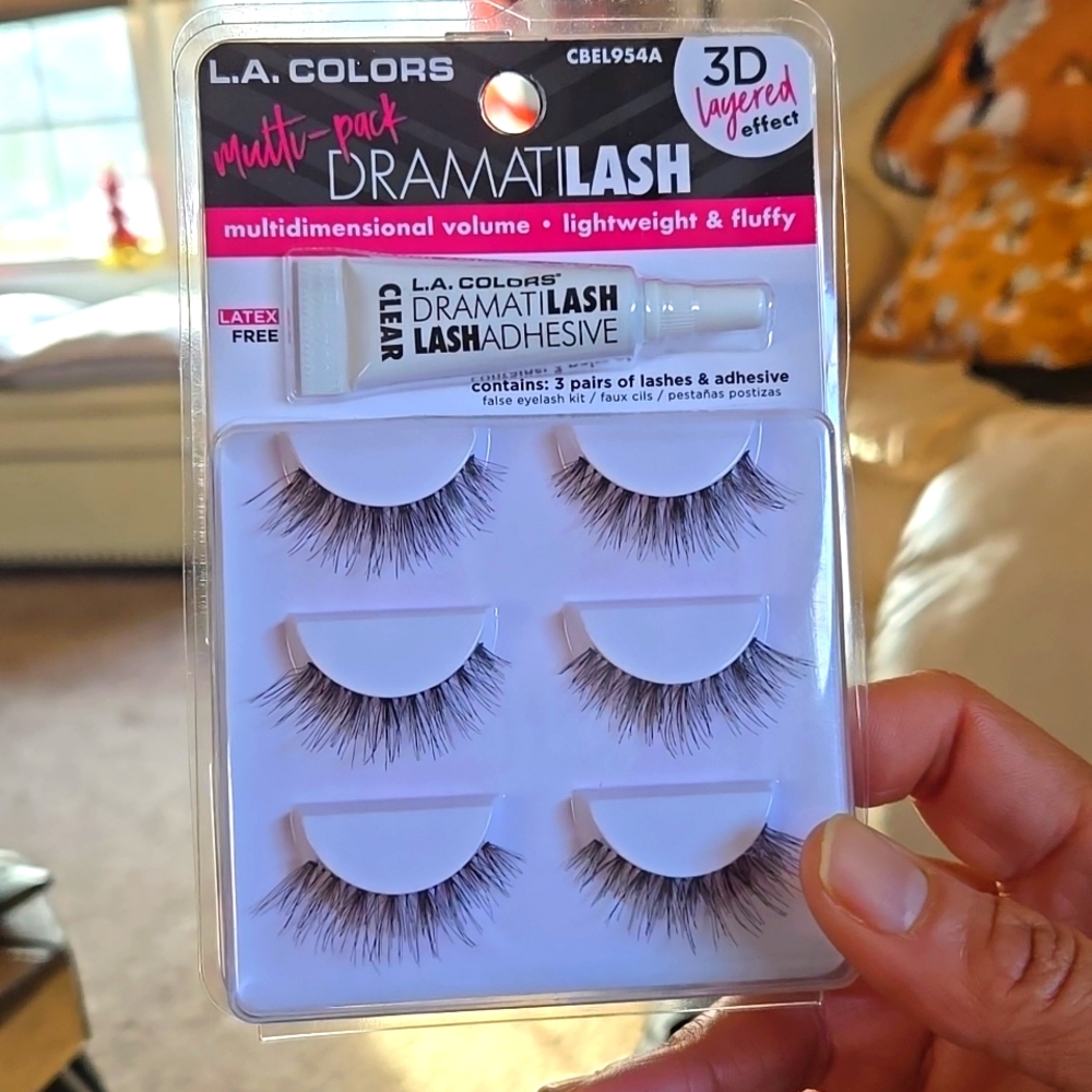 L.A. Colors Multipack False Eyelashes With Adhesive 🖤 NEW